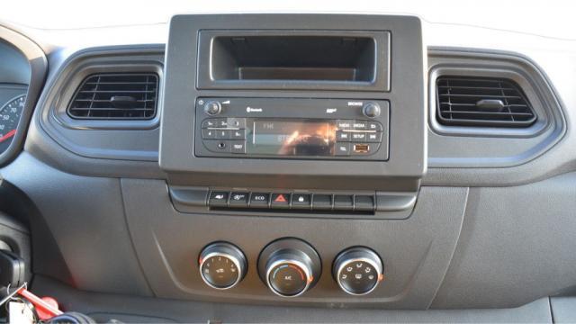 Renault Master image 3