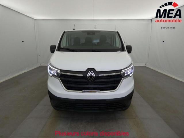 Renault Trafic image 2