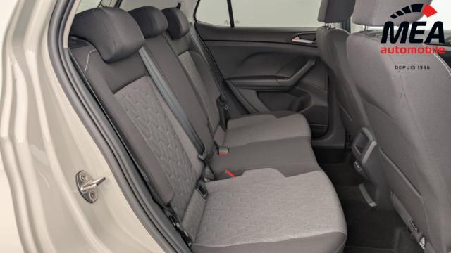 Volkswagen T-Cross image 2