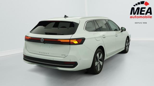 Volkswagen Passat Sw image 3