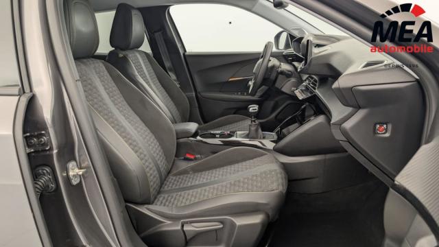 Peugeot 2008 image 1