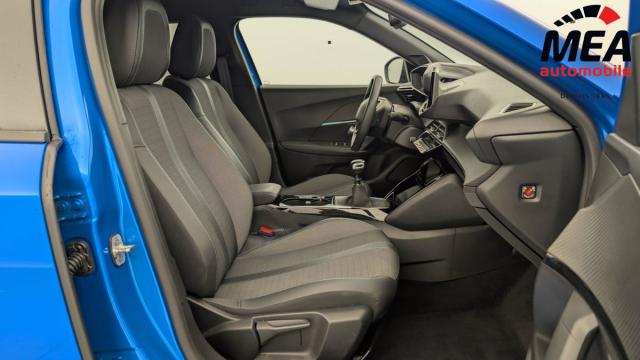 Peugeot 2008 image 1