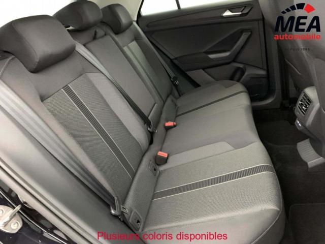 Volkswagen T-Roc image 6