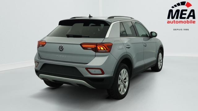 Volkswagen T-Roc image 9