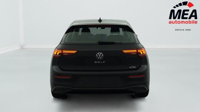 Volkswagen Golf image 8