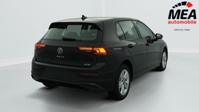 Volkswagen Golf image 2