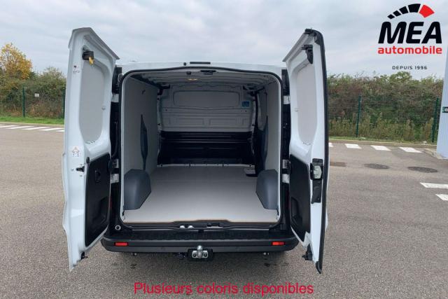 Renault Trafic image 4