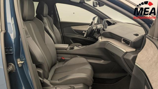 Peugeot 5008 image 2