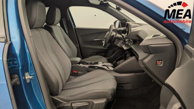 Peugeot 2008 image 3