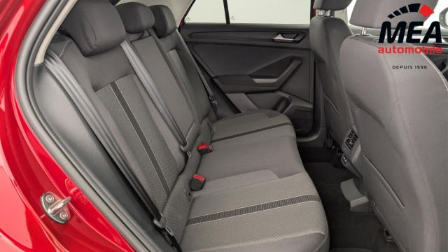 Volkswagen T-Roc image 5