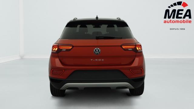 Volkswagen T-Roc image 8