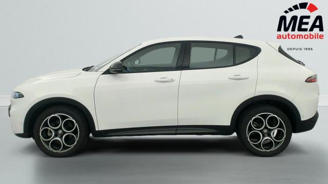 Alfa Romeo Tonale image 9