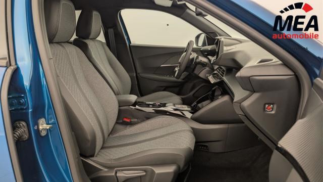 Peugeot 2008 image 3