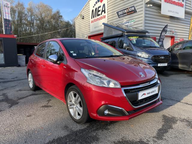 Peugeot 208 1.2 Puretech 82ch Bvm5 Style - 1ère Main Entretiens Complet !