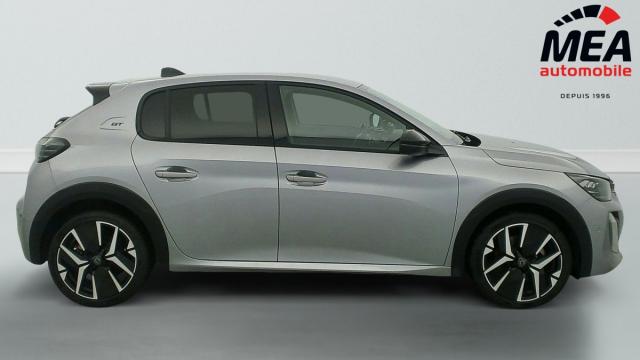 Peugeot 208 image 1