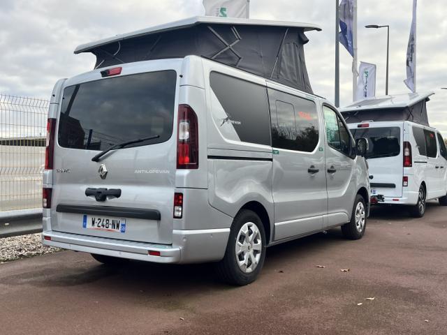 Renault Trafic image 2