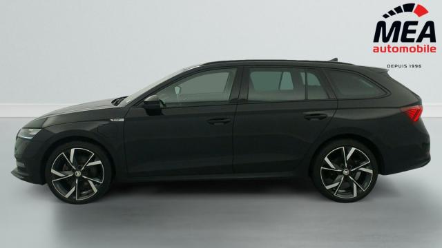 Skoda Octavia image 1