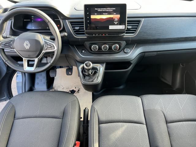 Renault Trafic image 8