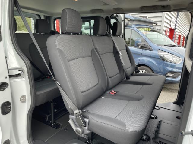 Renault Trafic image 9