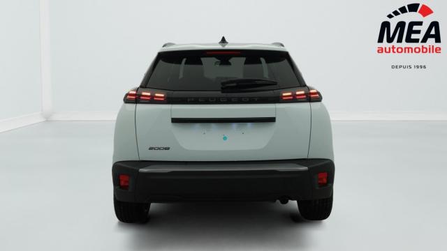 Peugeot 2008 image 2
