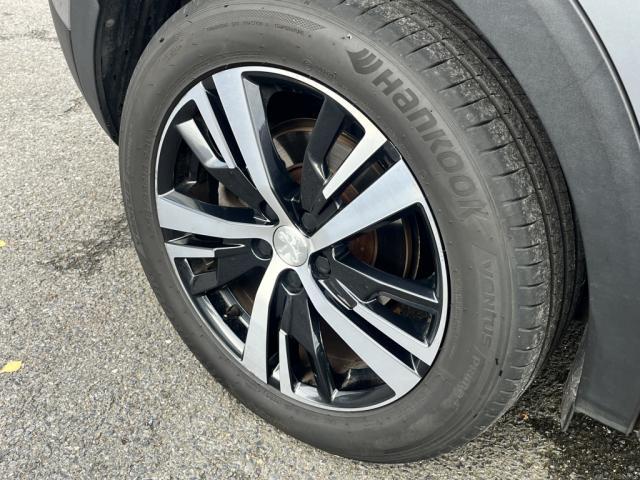 Peugeot 3008 image 2