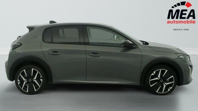Peugeot 208 image 9