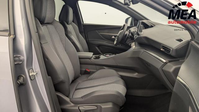 Peugeot 3008 image 2