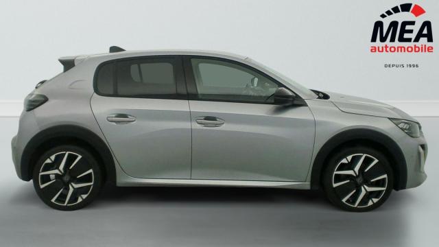 Peugeot 208 image 7
