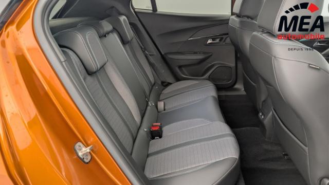 Peugeot 2008 image 5