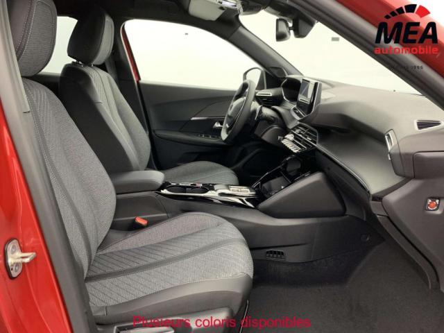 Peugeot 2008 image 8