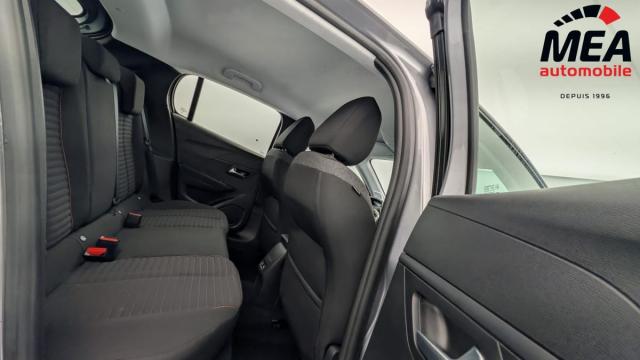 Peugeot 208 image 3