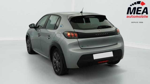 Peugeot 208 image 2