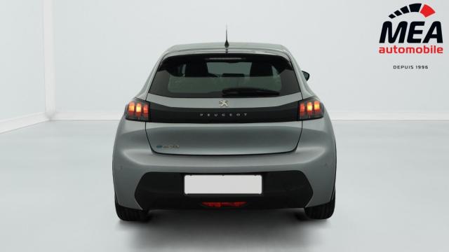 Peugeot 208 image 1
