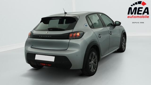 Peugeot 208 image 9