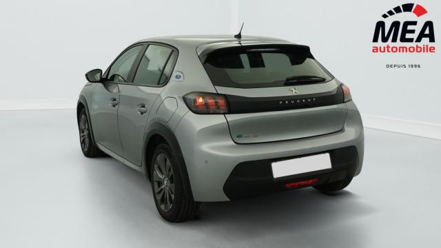 Peugeot 208 image 1