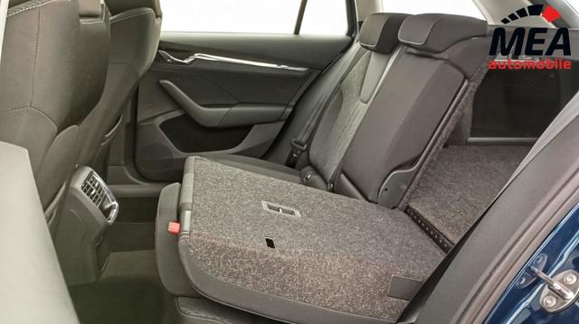 Skoda Octavia image 3