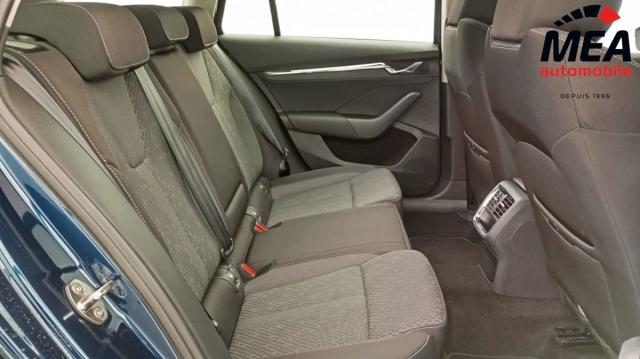 Skoda Octavia image 8