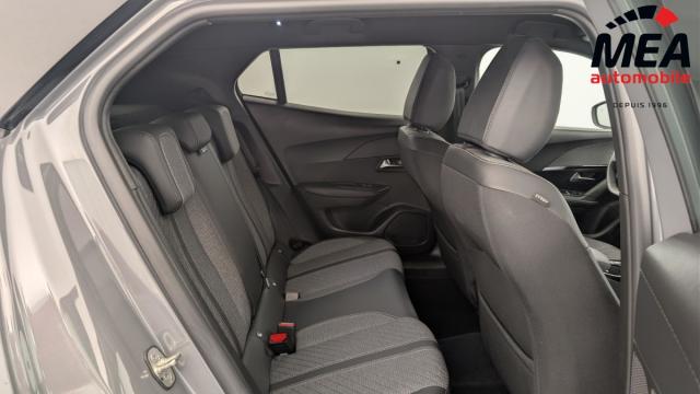 Peugeot 2008 image 8