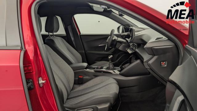 Peugeot 2008 image 9