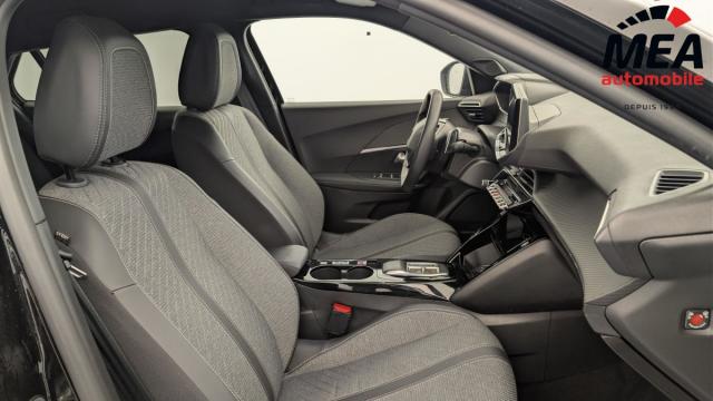 Peugeot 2008 image 1