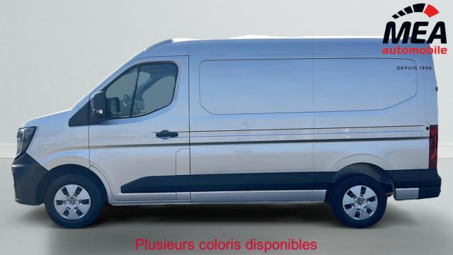 Renault Master image 2