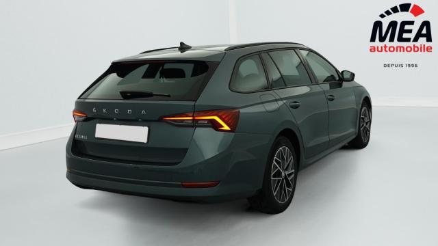 Skoda Octavia image 8