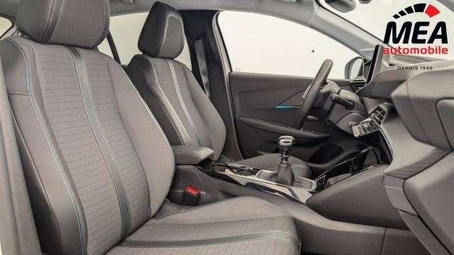 Peugeot 208 image 6