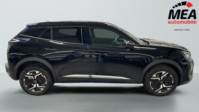 Peugeot 2008 image 2