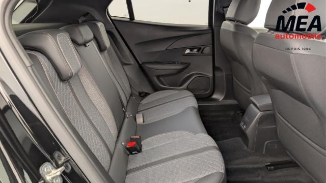 Peugeot 2008 image 6