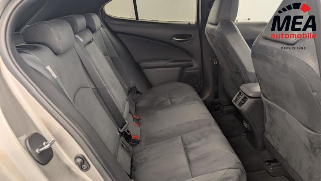 Lexus Ux image 8