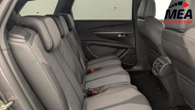 Peugeot 5008 image 9