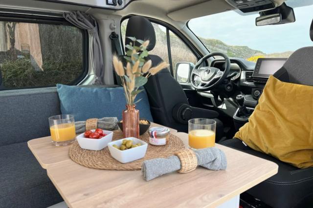 Renault Trafic image 3
