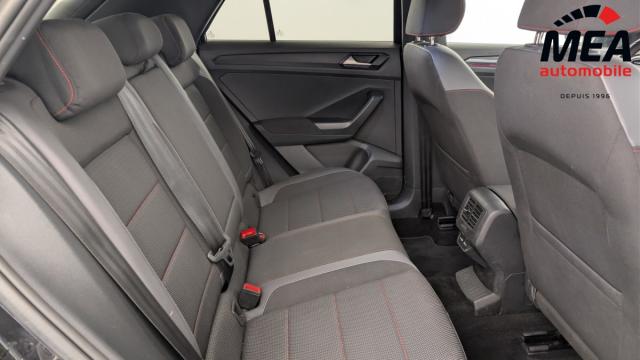 Volkswagen T-Roc image 8