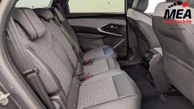 Peugeot 5008 image 1